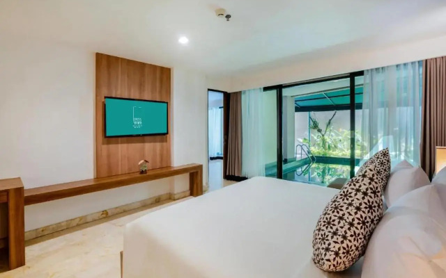 Cross Vibe Paasha Atelier Bali Kuta
