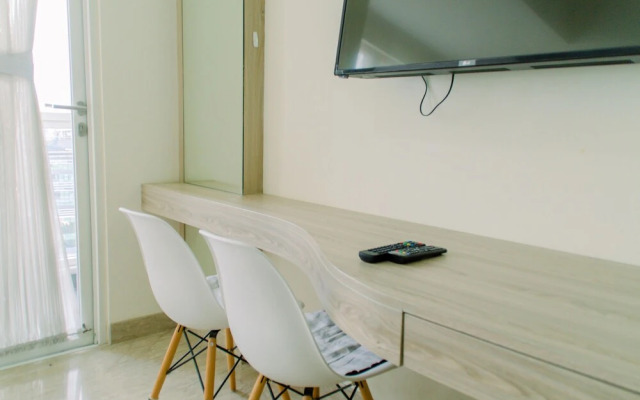Elegant and Comfy Studio at Menteng Park Apartment