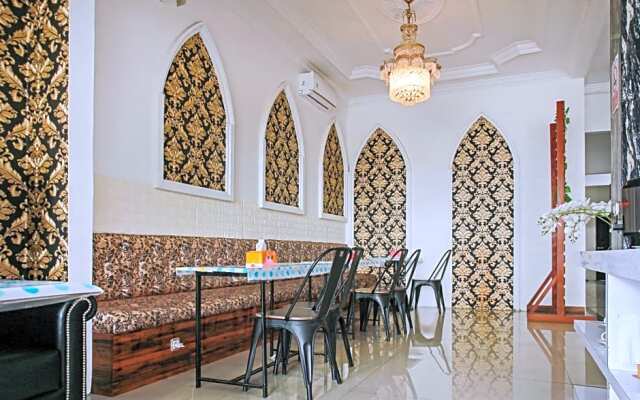 OYO 90221 Makarim Guest House Syariah