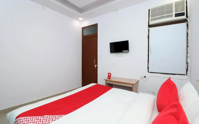 Mohit International 2 By OYO Rooms
