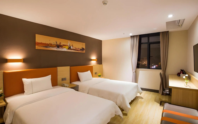 IU Hotel Chengdu Pengzhou Municipal Government Branch – Guest Rooms – Chengdu