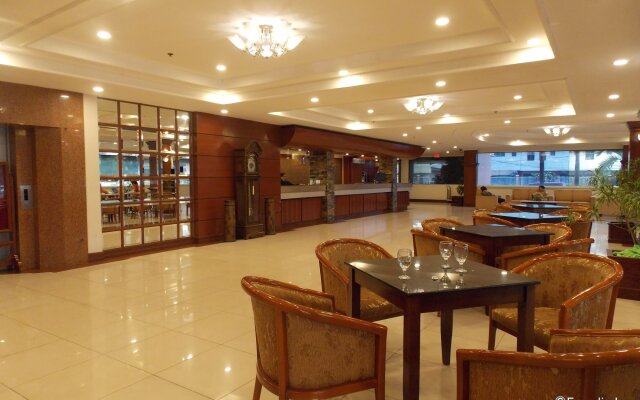 Grand Regal Hotel Bacolod