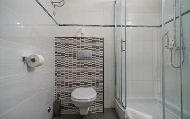 JR Luxury Guesthouse