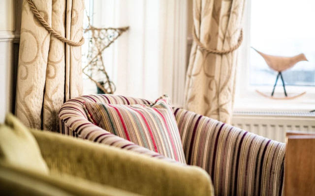 The Kingswood Hotel