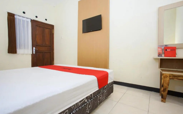 OYO 90240 Pandan Inn Guest House Batu