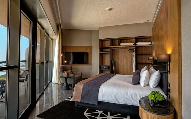 The First Collection Dubai Business Bay
