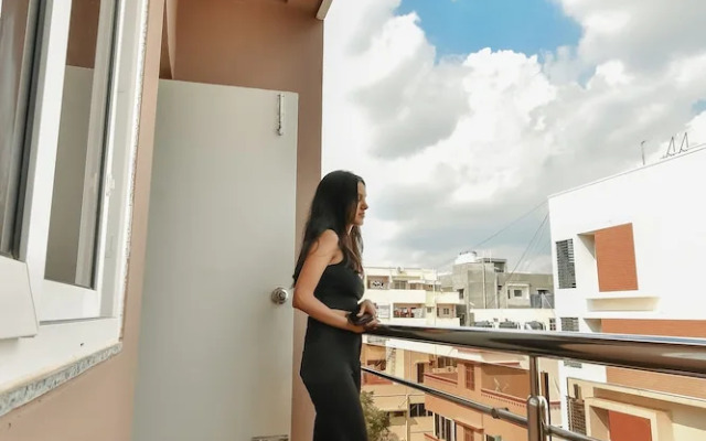 Ega Orchid Luxury by HomeSlice