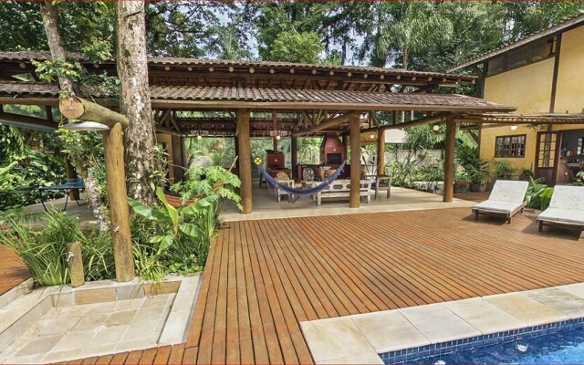 H4Y Linda Casa Camburi