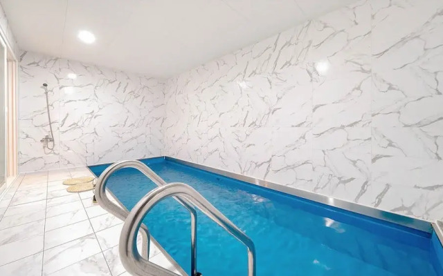 Gapyeong Orion Poolvilla Pension