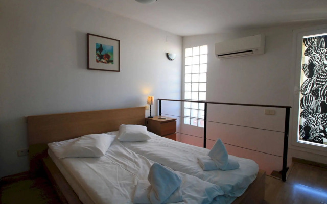 Prado Apartments