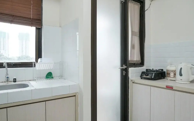 Comfortable and Homey Studio Apartment at Kebagusan City