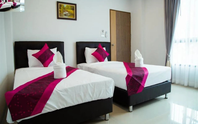 Noble Tarntong Boutique Hotel