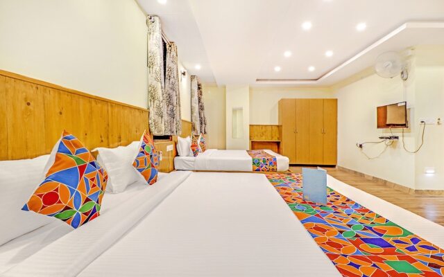 Royal Orbit by FabHotel