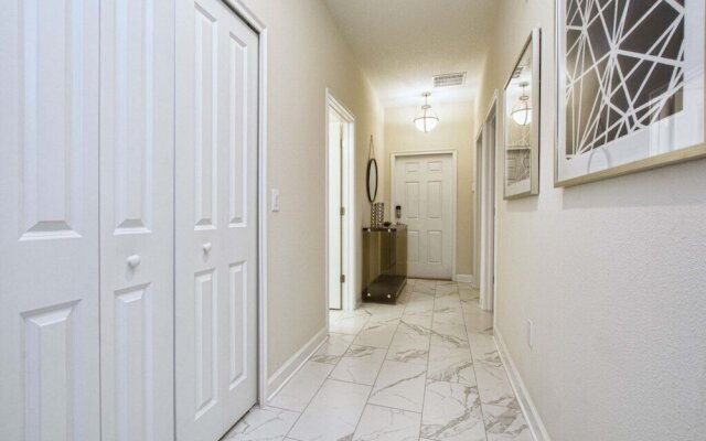 Storey Lake-5 Bedroom Townhome w/Splashpool-1630ST