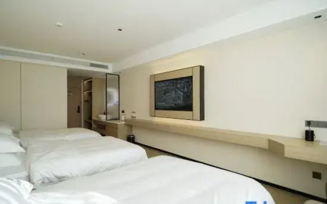 Qiduo Light Residence Hotel