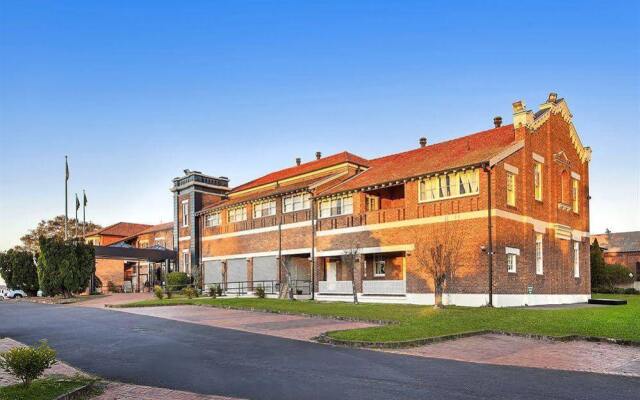Mercure Maitland Monte Pio