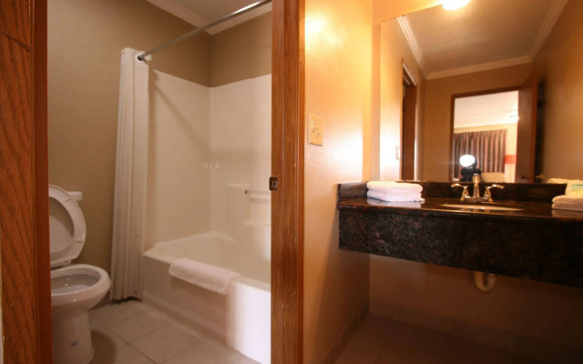 Welcome Everett Inn