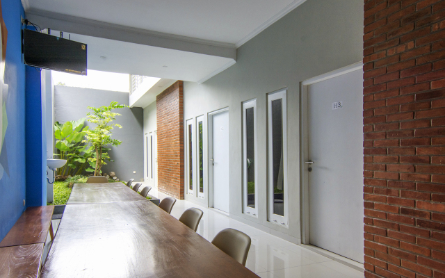 OYO 195 Stay @h Guesthouse