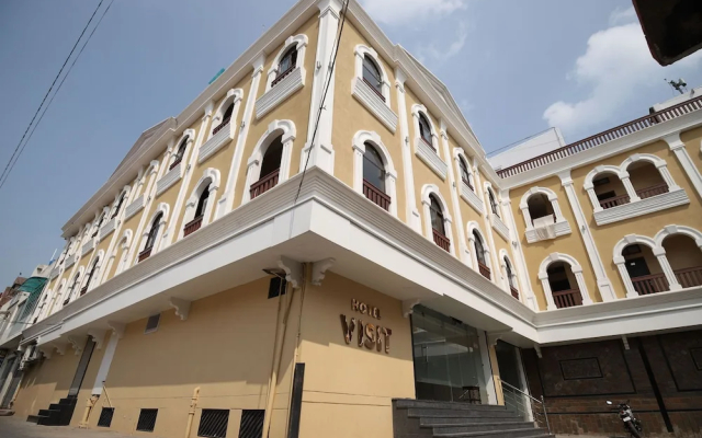 Visit Hotel & Restaurant