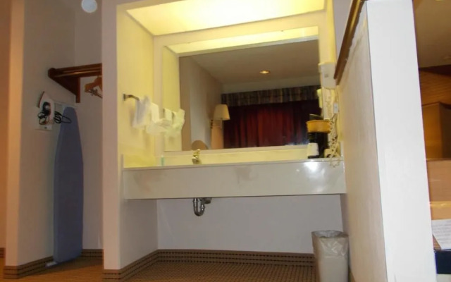 Baymont Inn and Suites