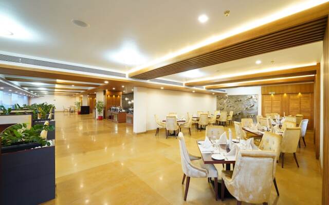 Kpm Tripenta Hotel