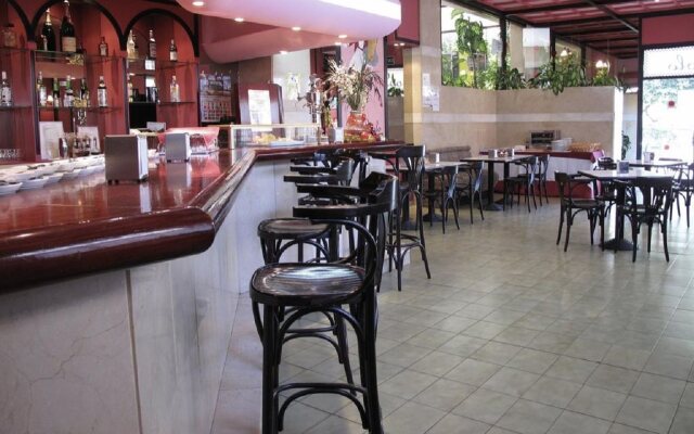 Ona Marbella Inn