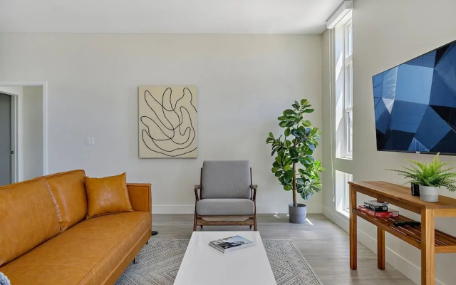 2880: Modern Lifestyle Loft at Espadin