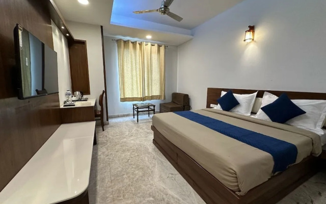 FabHotel Swaruchi Inn Rohini