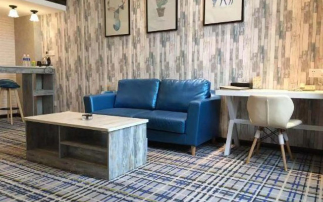 Loft The Boutique Hotel