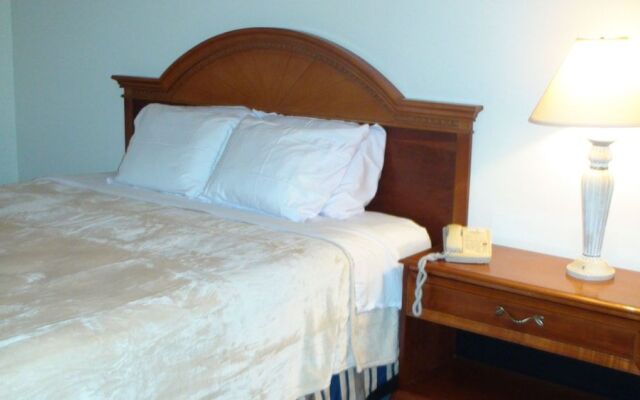 Armstrong Inn and Suites