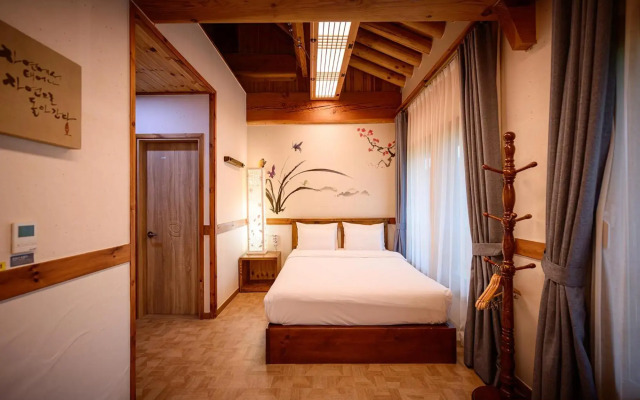 Jeonju Wangyijimil Hanok Hotel