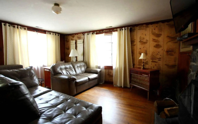 The Pines Cottages