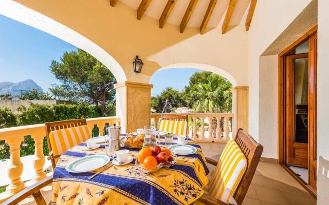 Villa Devis - Plusholidays