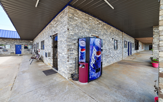 OYO Hotel Waldron AR - Hwy 71