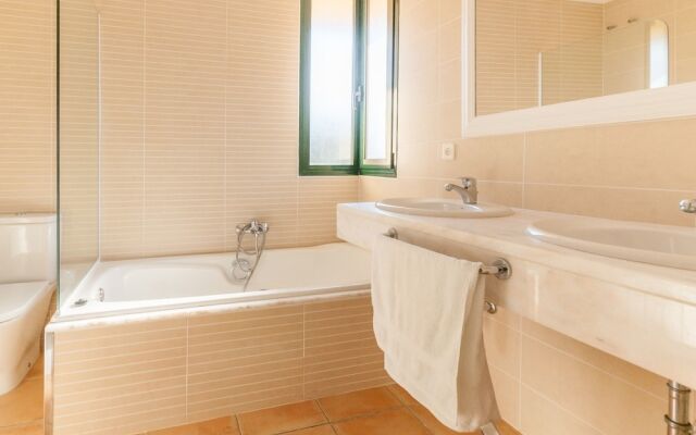 Modern Villa in Navata Catalonia With Swimming Pool
