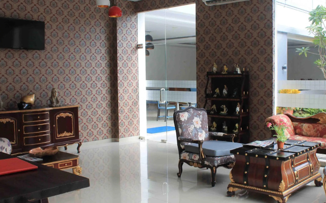 ZEN Rooms Basic Malioboro Sosrowijayan Sosromenduran – Lobby – Yogyakarta