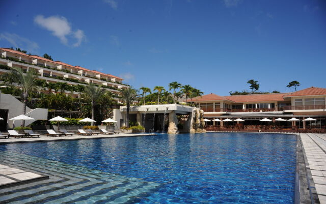 Kanucha Bay Hotels & Villas