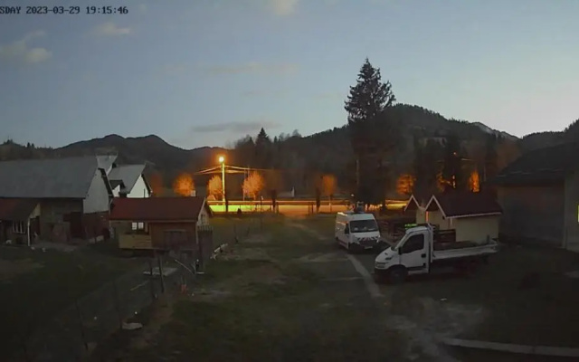 La poalele Raraului Campingplatz