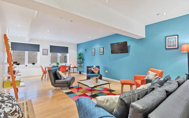 Chalk Cliff panoramic view apartment