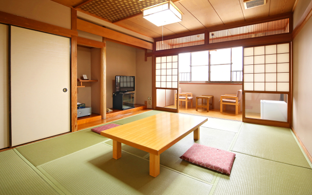 Ueki Onsen Takanoya