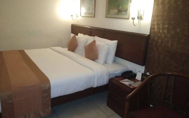 Yuvarani Residency