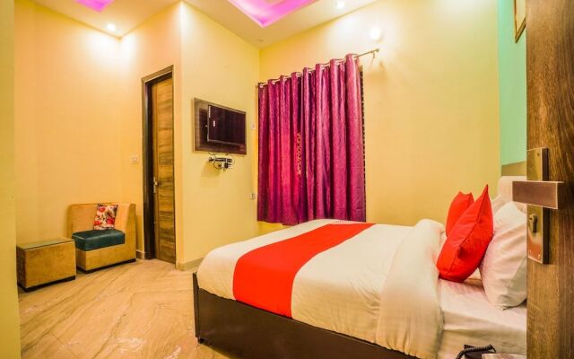 Oyo 24743 Janak Residency