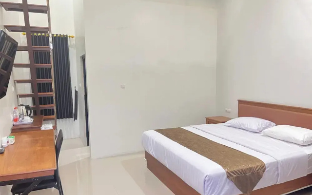 Grand Wijaya Hotel dan Villa Sarangan