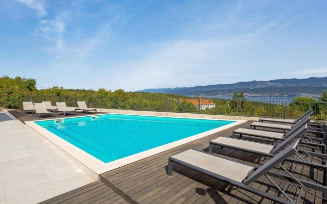 Amazing Home in Polje With Wifi and 5 Bedrooms