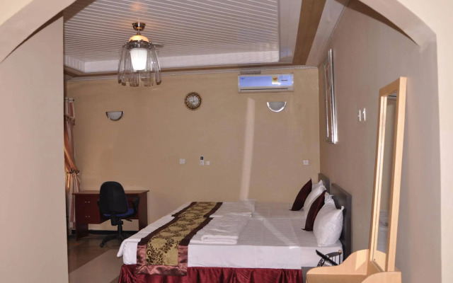 Downtown Hotel