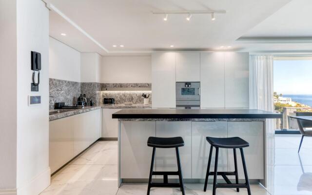 Aurum Allure - Bantry Bay