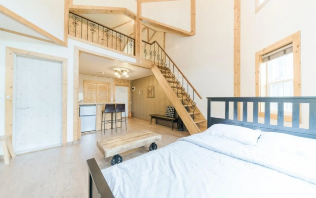 Hongcheon Fiction House Pension