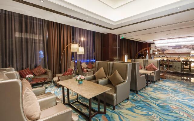 Crowne Plaza Yichang by IHG