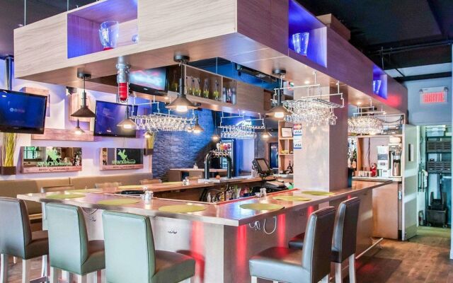 AX Hotel