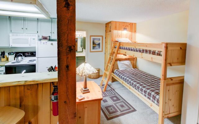 Crestview 21 - One Bedroom Condo